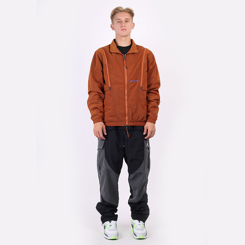 мужская оранжевая куртка Jordan 23 Engineered Woven Jacket DH3288-220 - цена, описание, фото 10